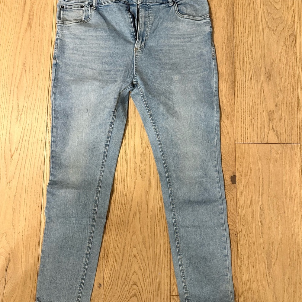 Pull&Bear Light Blue Carrot Fit Jeans